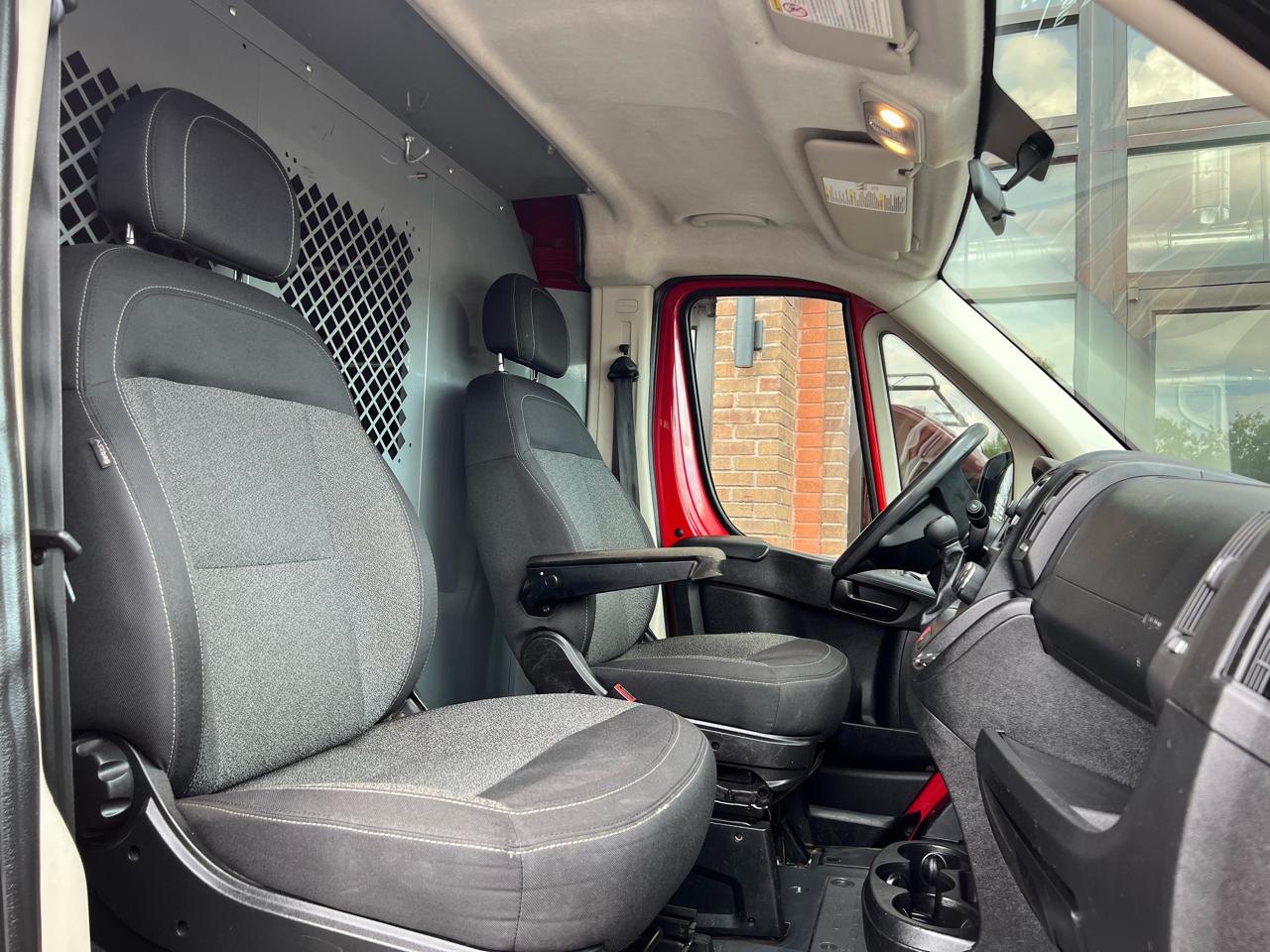RAM Promaster 2500 High Roof Tradesman 136-in. WB 2017