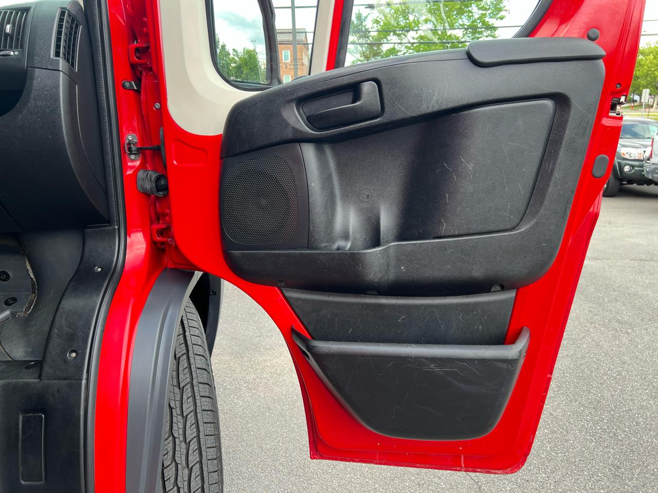 RAM Promaster 2500 High Roof Tradesman 136-in. WB 2017