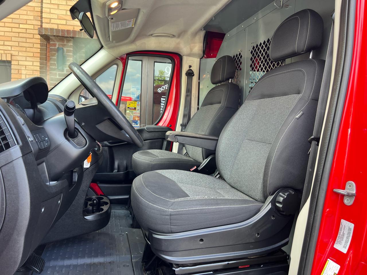 RAM Promaster 2500 High Roof Tradesman 136-in. WB 2017