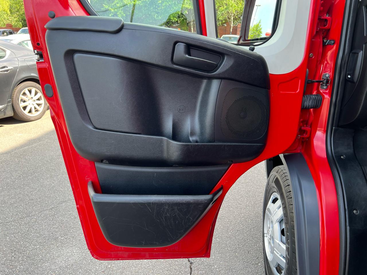 RAM Promaster 2500 High Roof Tradesman 136-in. WB 2017