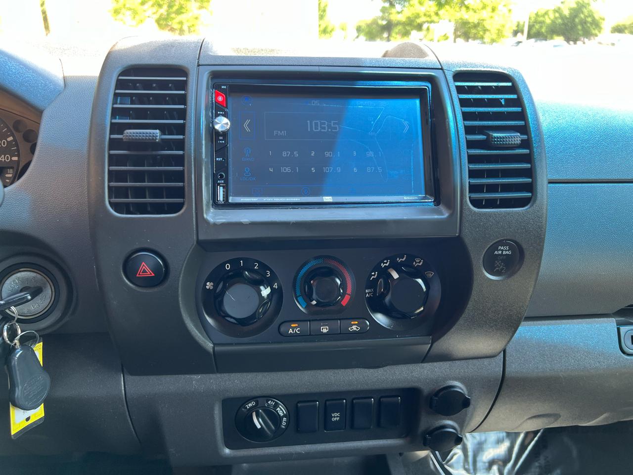 Nissan Xterra 4dr S 4WD V6 Auto 2006