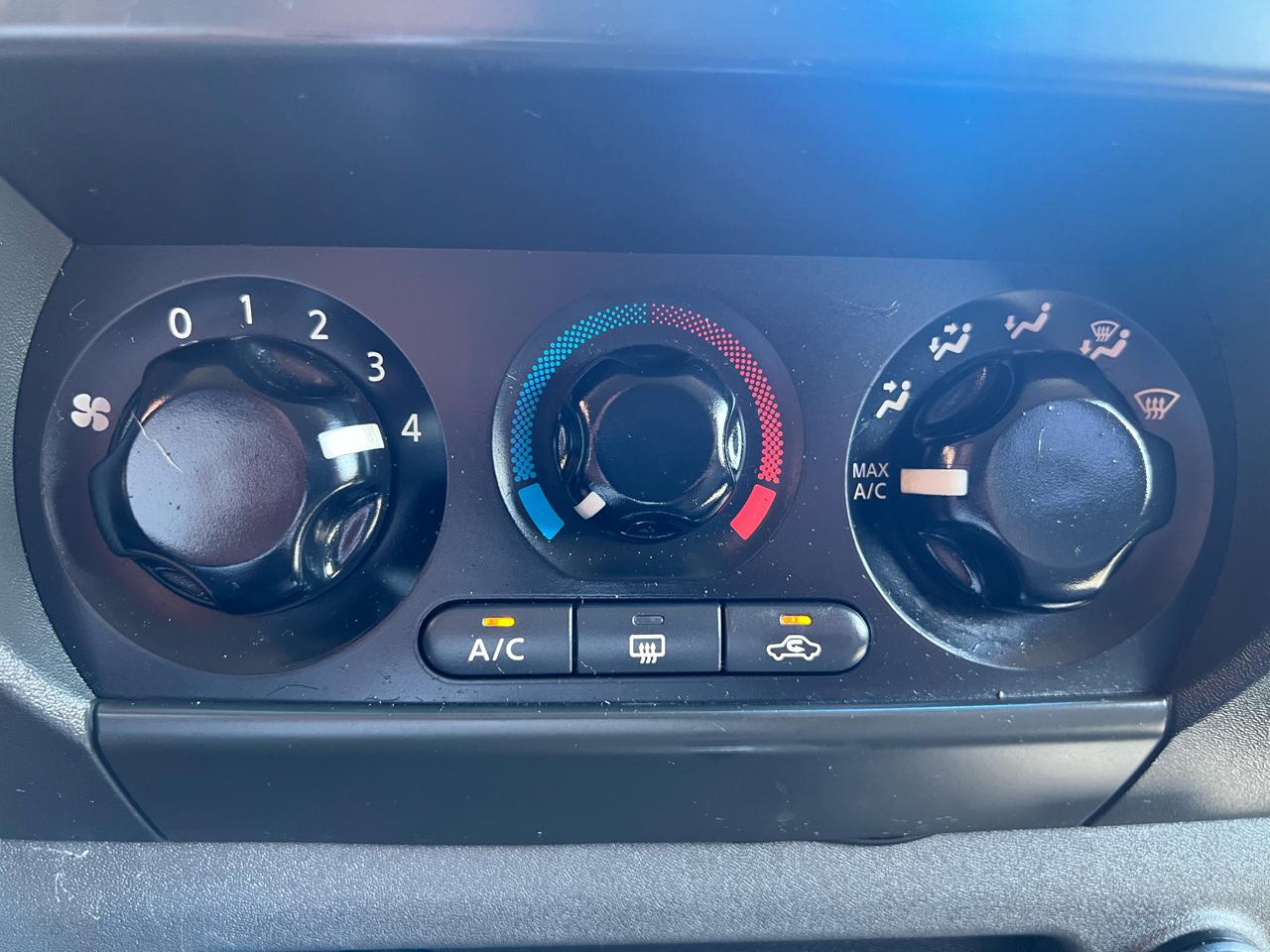 Nissan Xterra 4dr S 4WD V6 Auto 2006