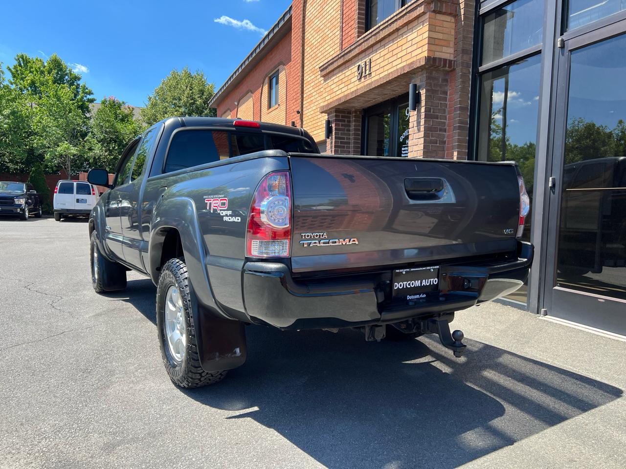 Toyota Tacoma Access Cab V6 4WD 2011
