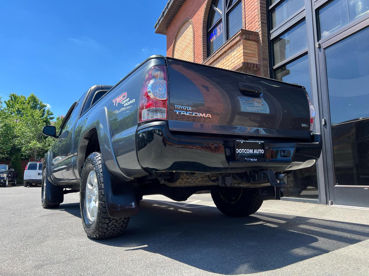 Toyota Tacoma Access Cab V6 4WD 2011