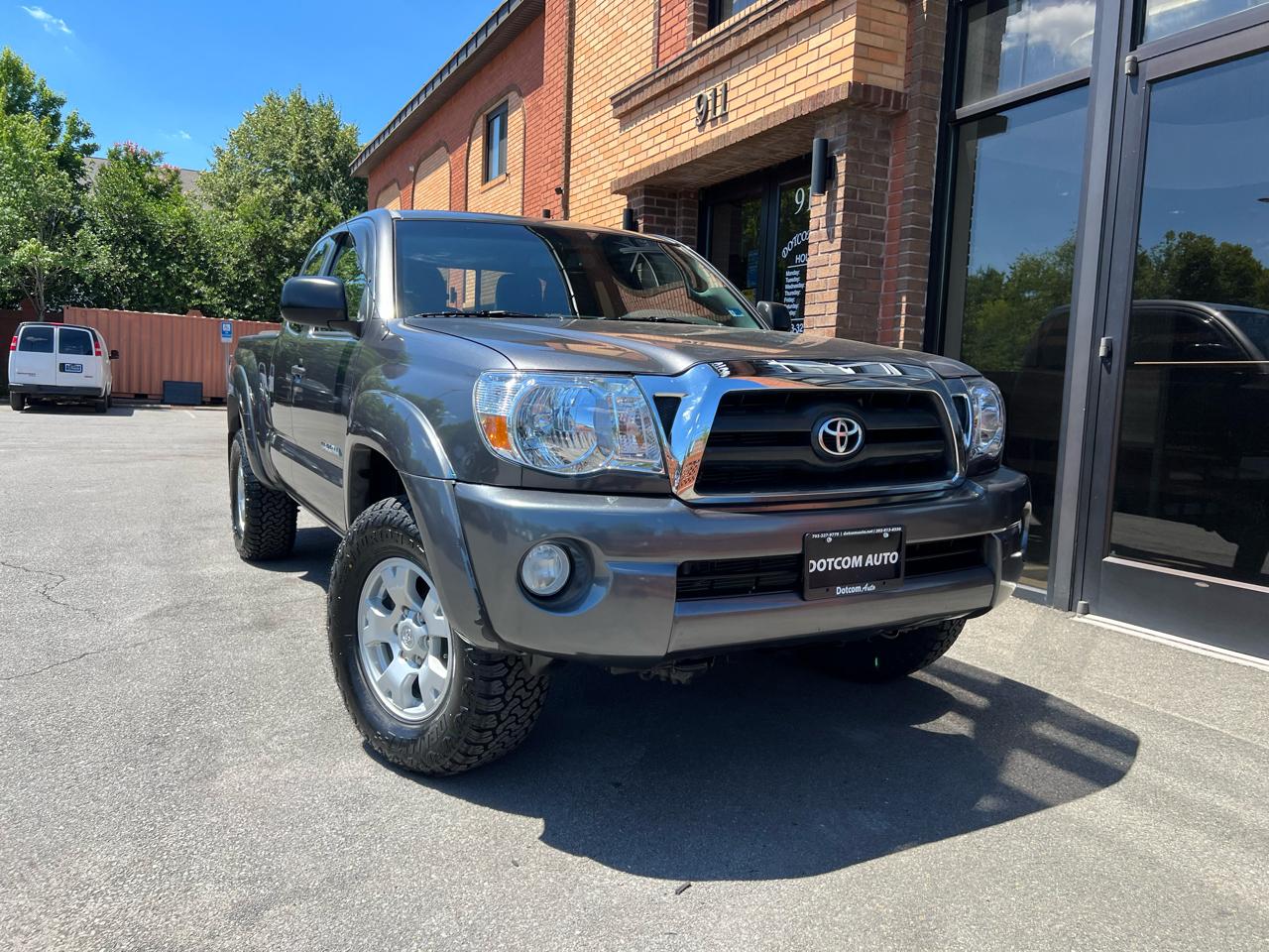 Toyota Tacoma Access Cab V6 4WD 2011
