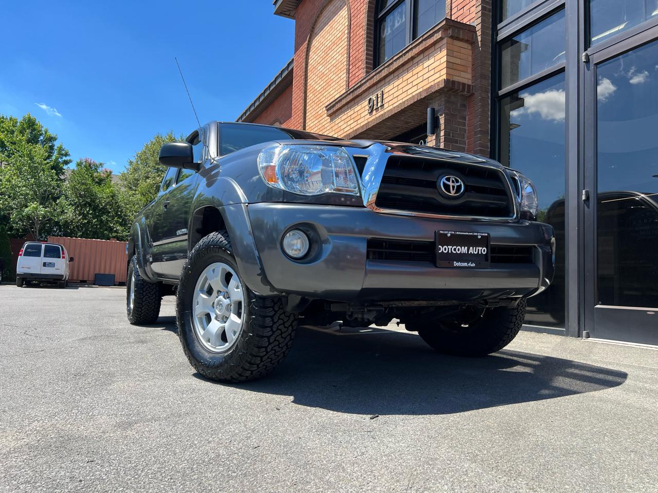 Toyota Tacoma Access Cab V6 4WD 2011