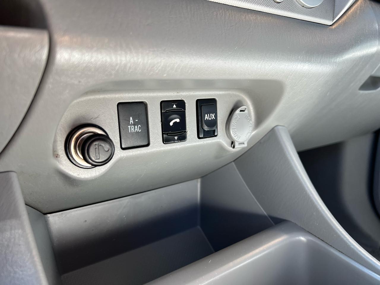 Toyota Tacoma Access Cab V6 4WD 2011
