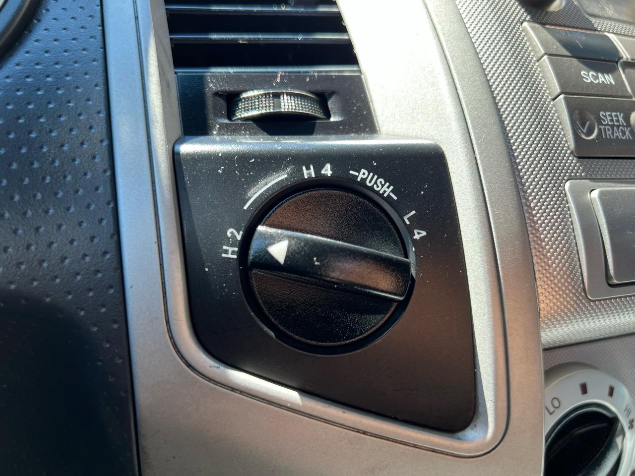 Toyota Tacoma Access Cab V6 4WD 2011