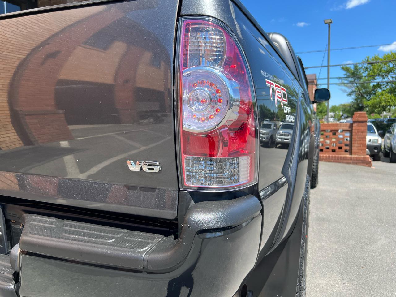 Toyota Tacoma Access Cab V6 4WD 2011