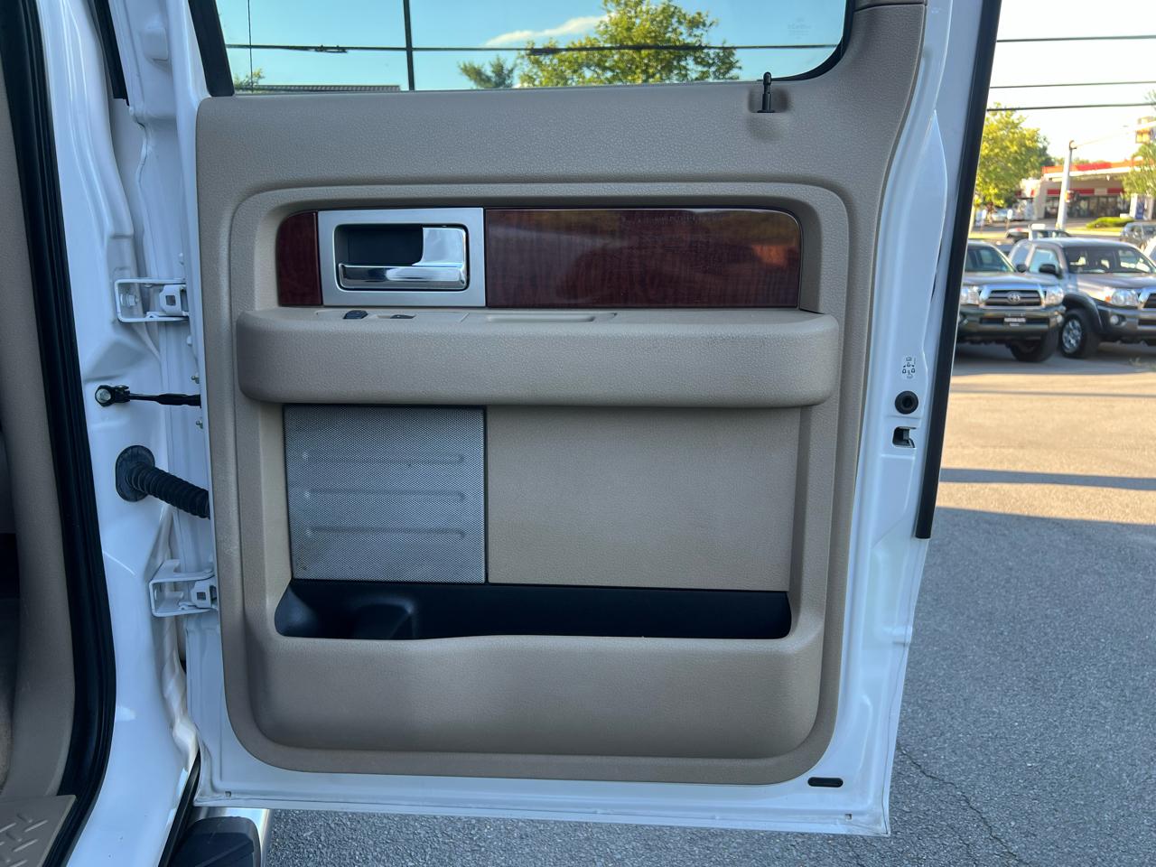 Ford F-150 Lariat SuperCrew 6.5-ft. Bed 4WD 2010