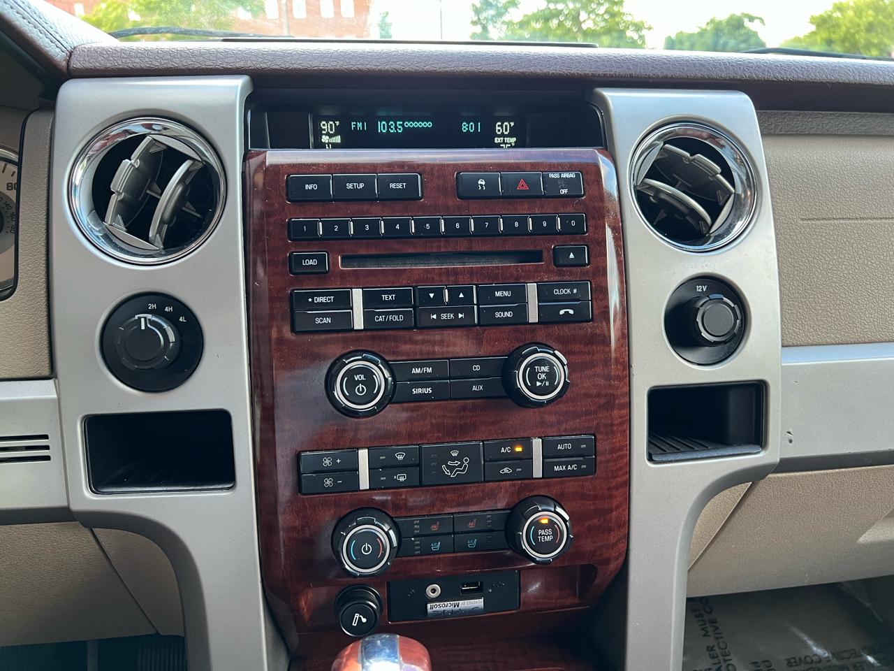 Ford F-150 Lariat SuperCrew 6.5-ft. Bed 4WD 2010