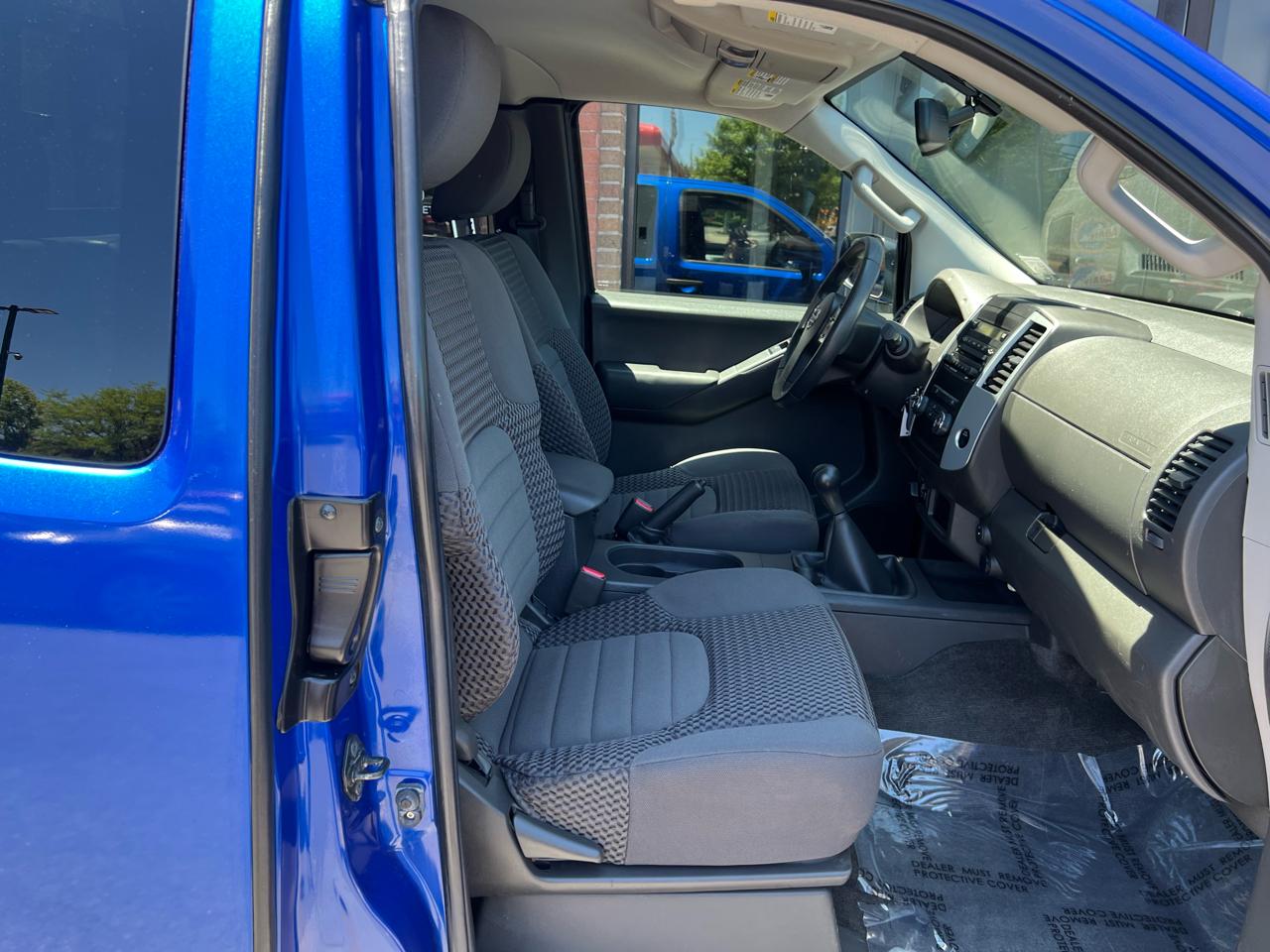 Nissan Frontier SV V6 King Cab 4WD 2012