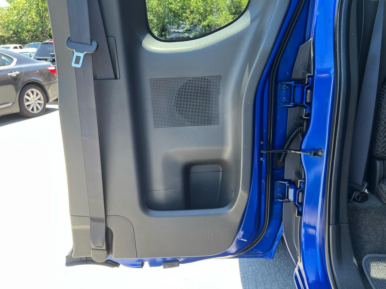 Nissan Frontier SV V6 King Cab 4WD 2012