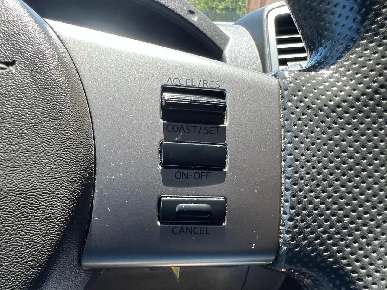 Nissan Frontier SV V6 King Cab 4WD 2012