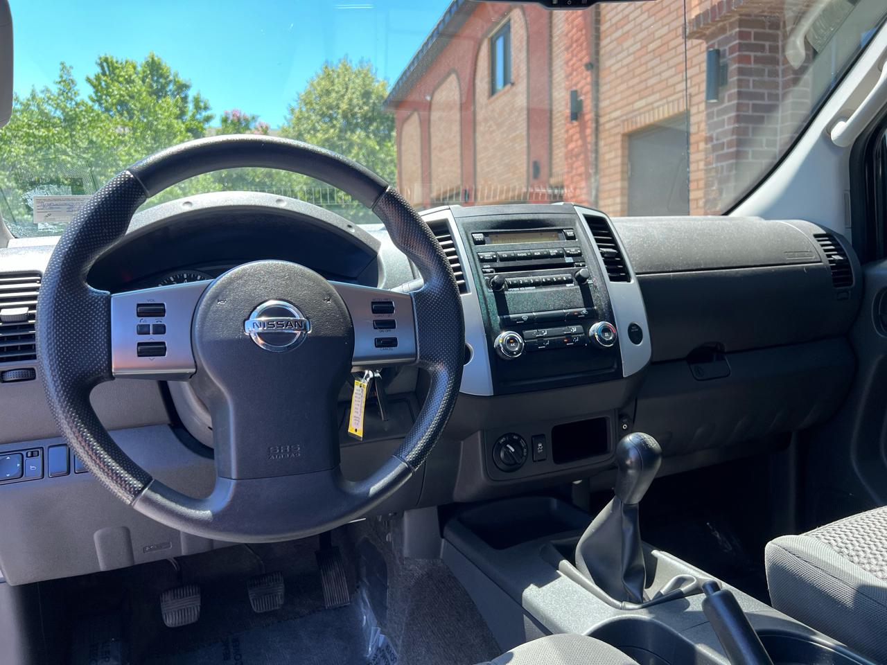 Nissan Frontier SV V6 King Cab 4WD 2012