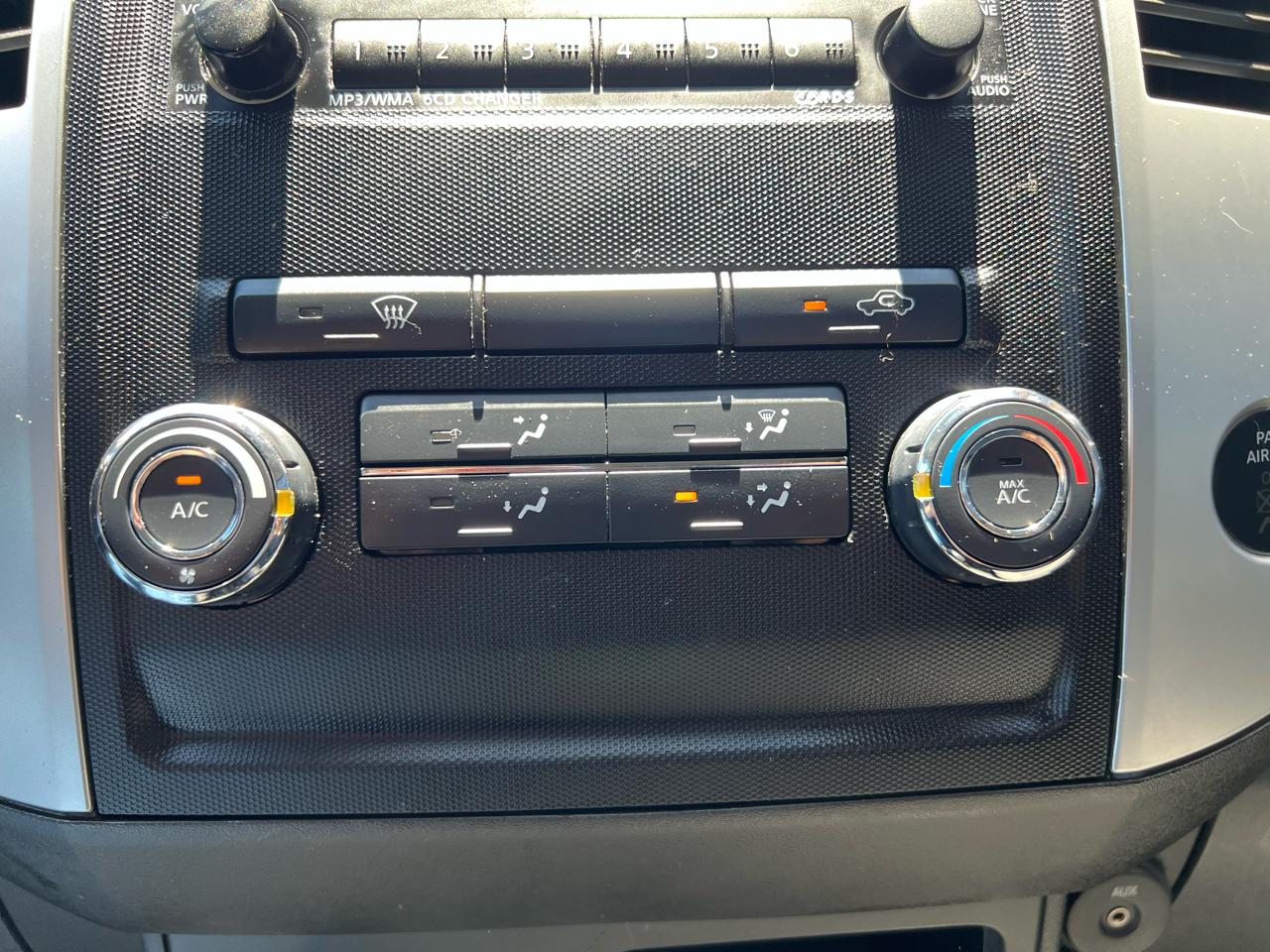 Nissan Frontier SV V6 King Cab 4WD 2012