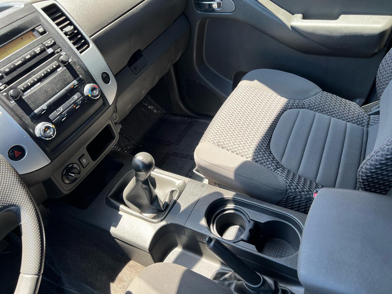 Nissan Frontier SV V6 King Cab 4WD 2012