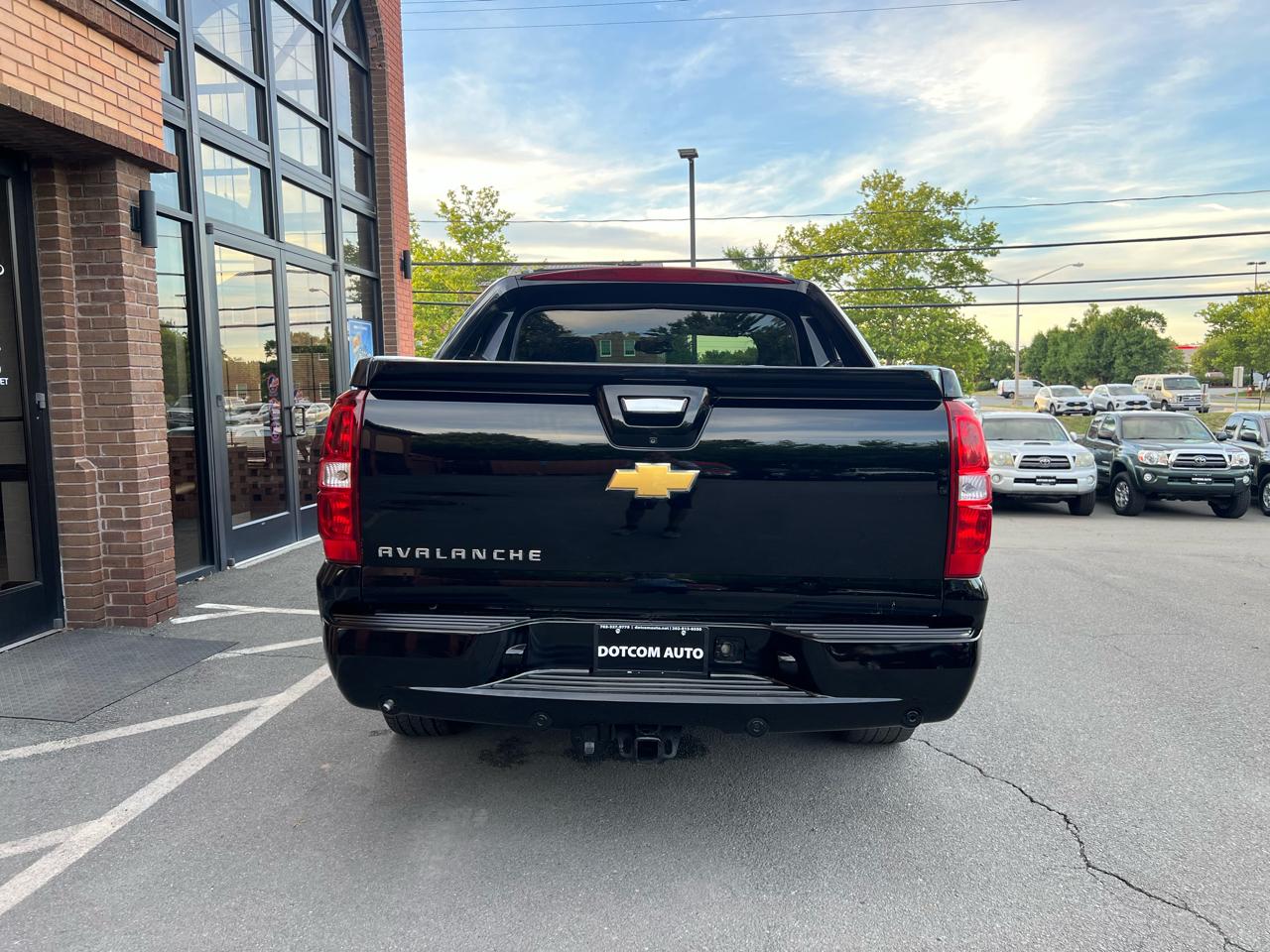 Chevrolet Avalanche LTZ 4WD 2013