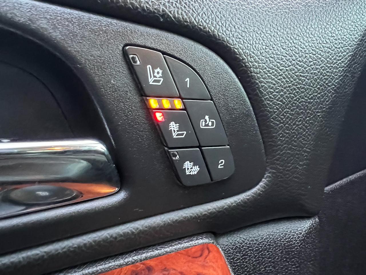 Chevrolet Avalanche LTZ 4WD 2013