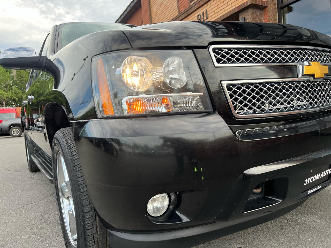 Chevrolet Avalanche LTZ 4WD 2013