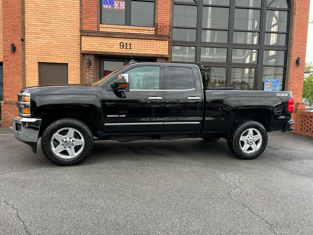 Chevrolet Silverado 2500HD LTZ Double Cab 4WD 2015