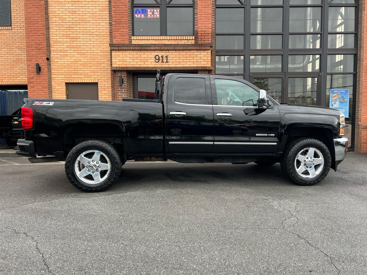 Chevrolet Silverado 2500HD LTZ Double Cab 4WD 2015