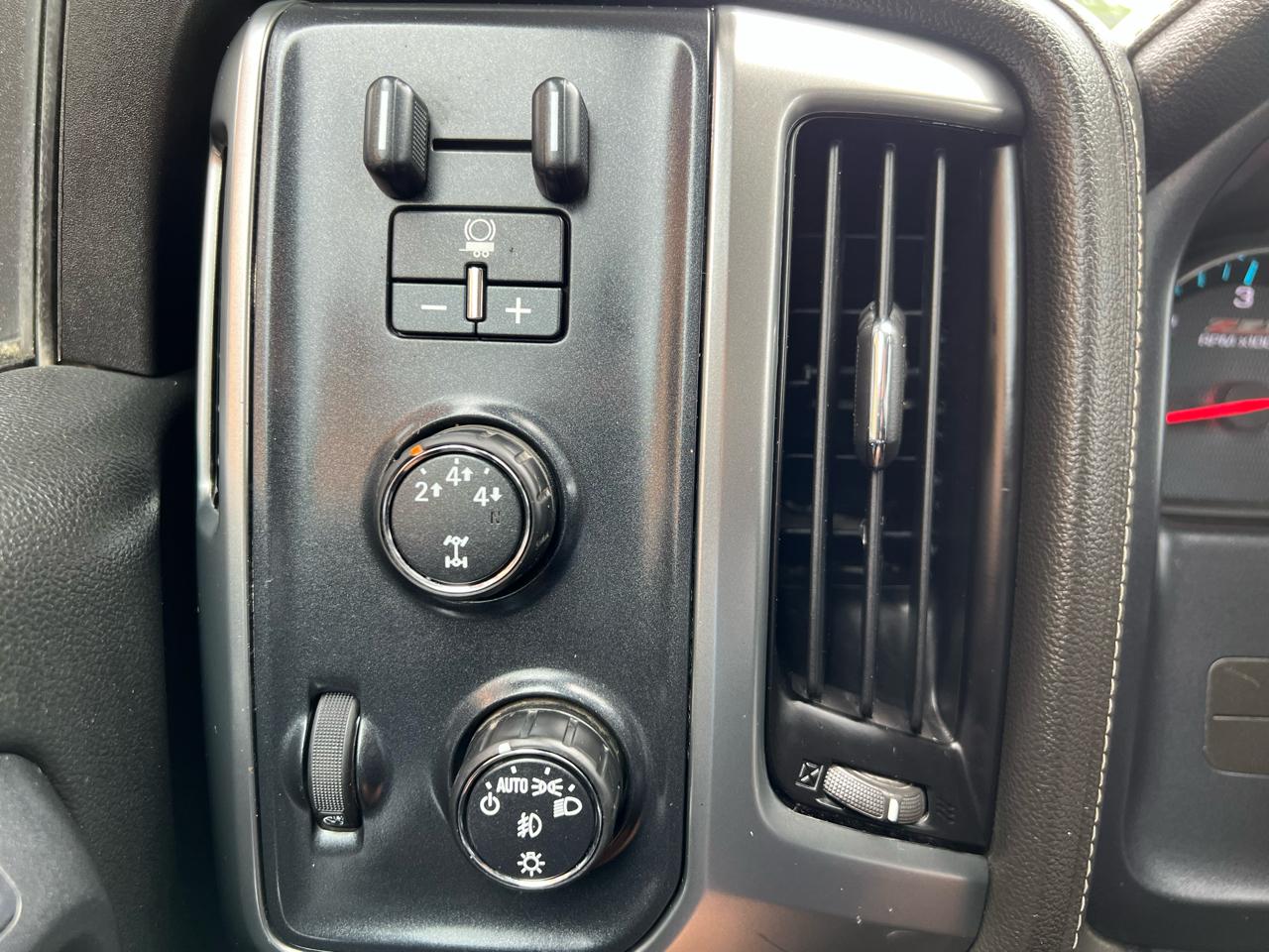 Chevrolet Silverado 2500HD LTZ Double Cab 4WD 2015