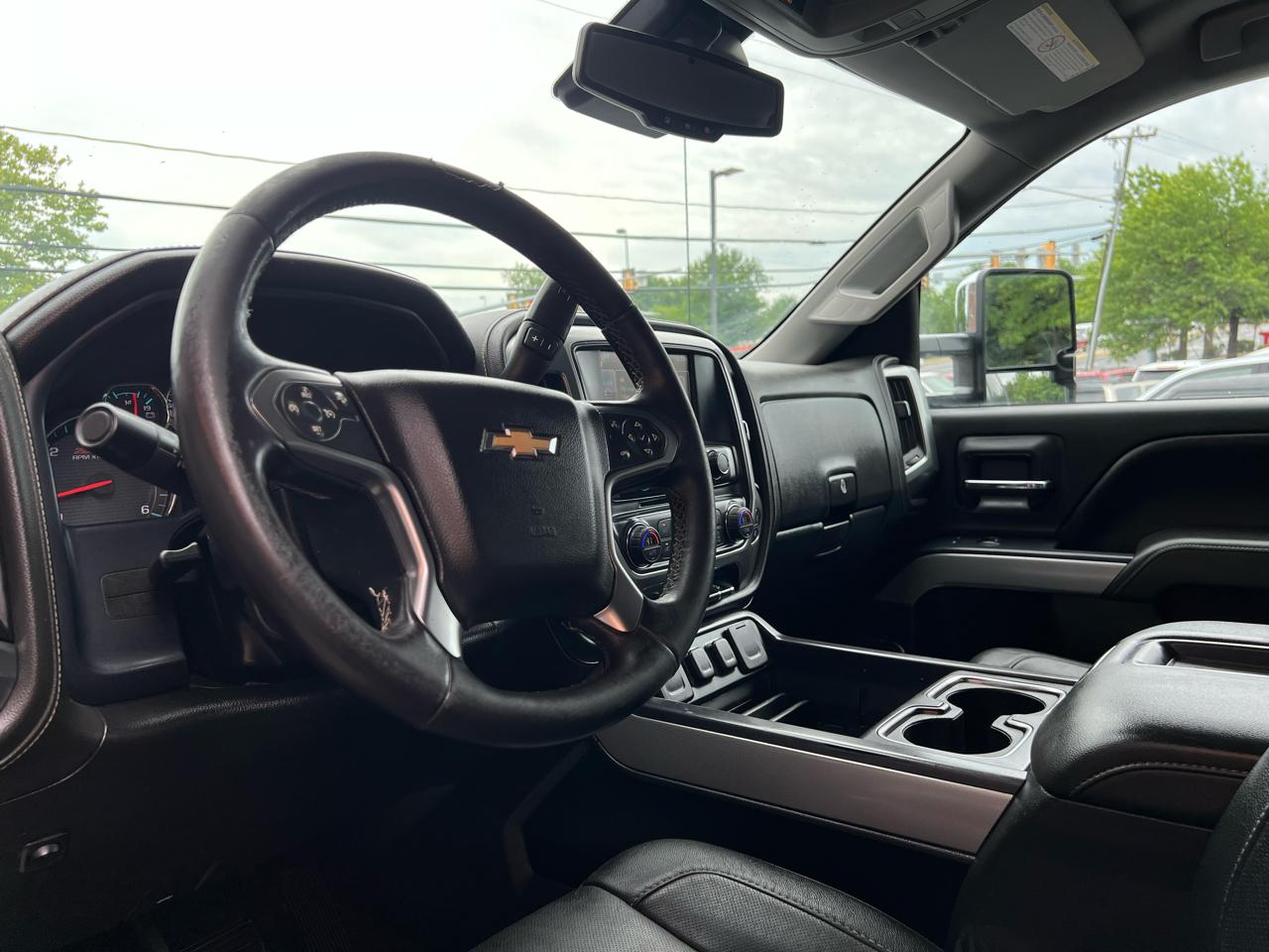 Chevrolet Silverado 2500HD LTZ Double Cab 4WD 2015