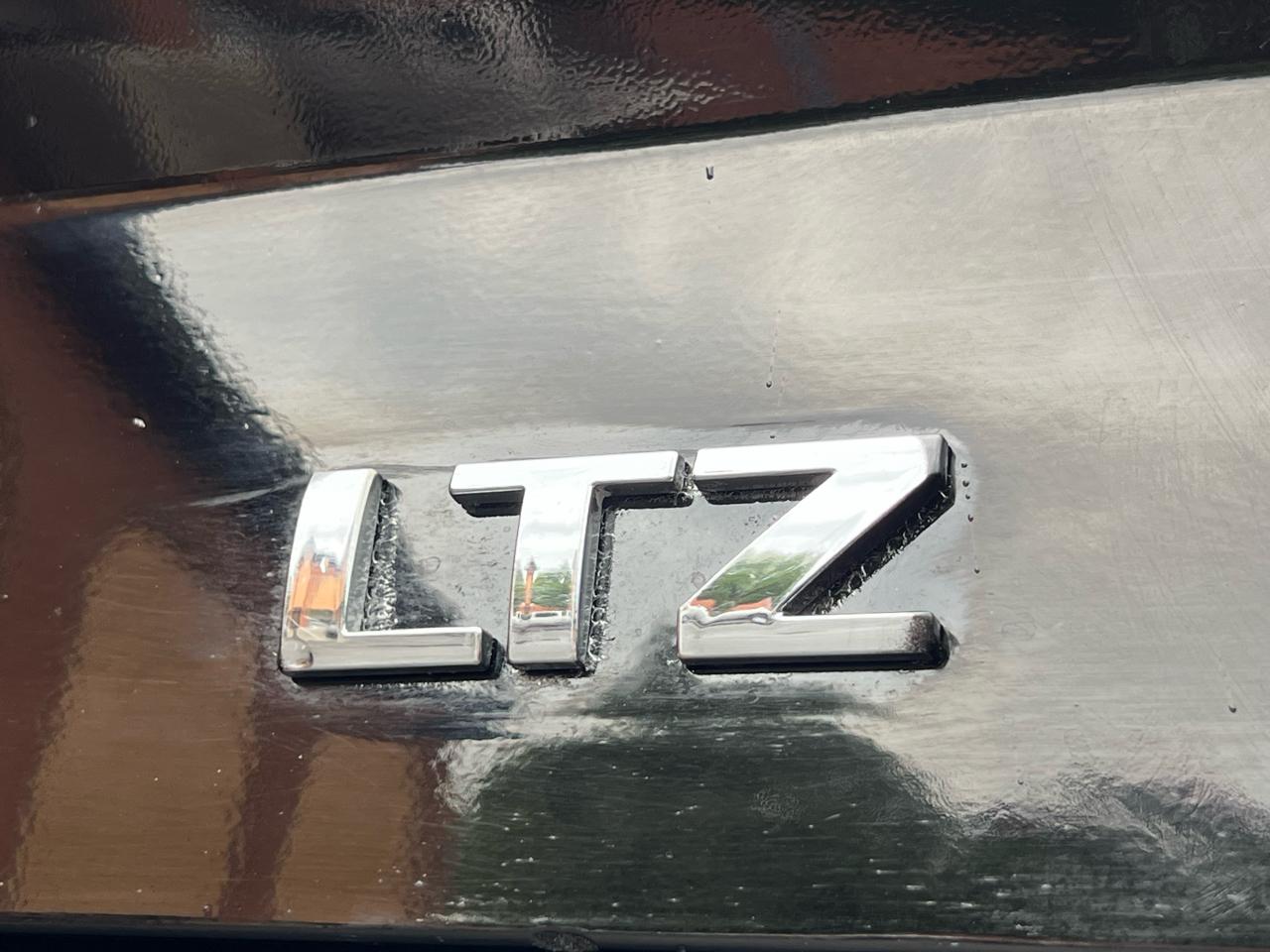 Chevrolet Silverado 2500HD LTZ Double Cab 4WD 2015