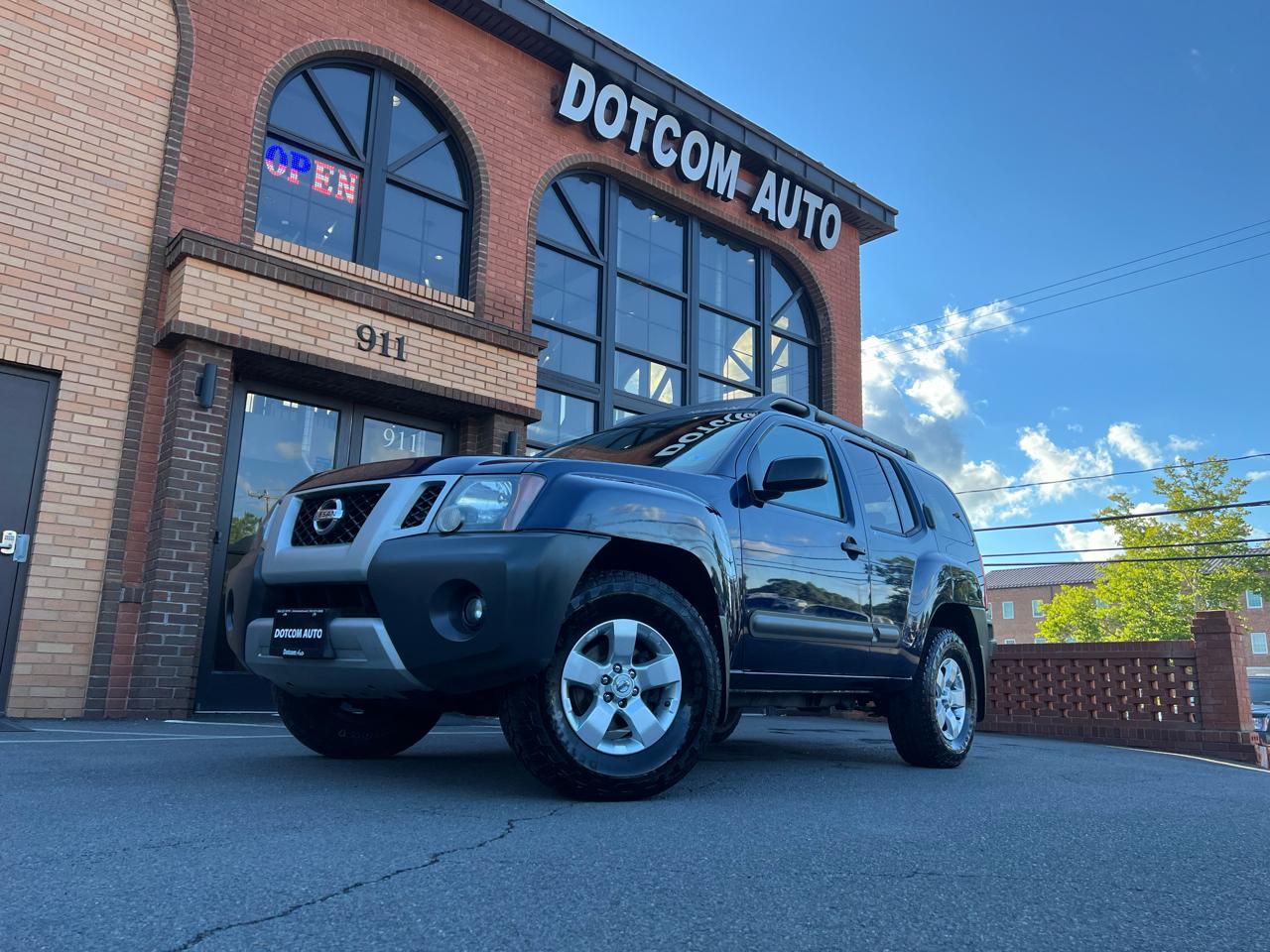 Nissan Xterra X 4WD 2010