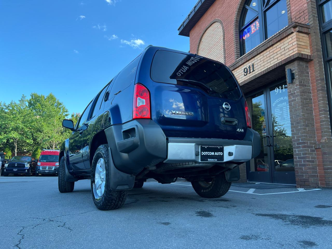 Nissan Xterra X 4WD 2010
