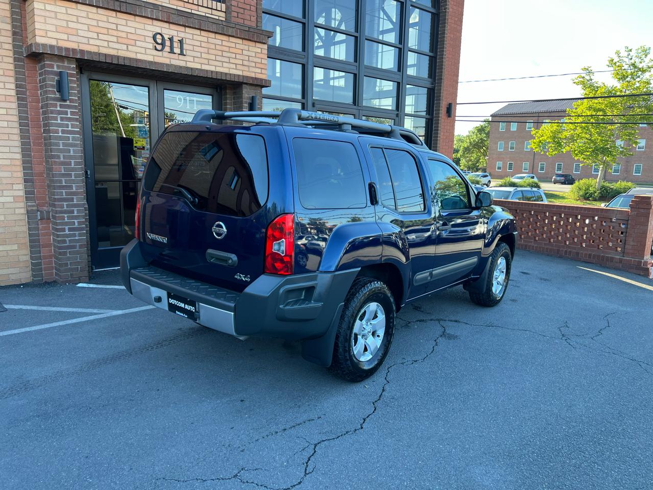 Nissan Xterra X 4WD 2010