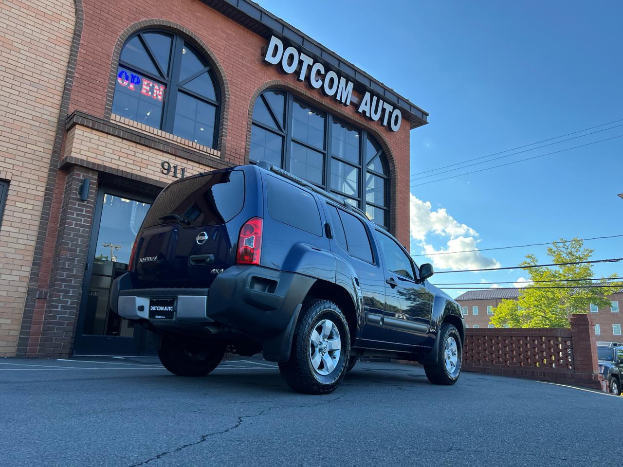 Nissan Xterra X 4WD 2010