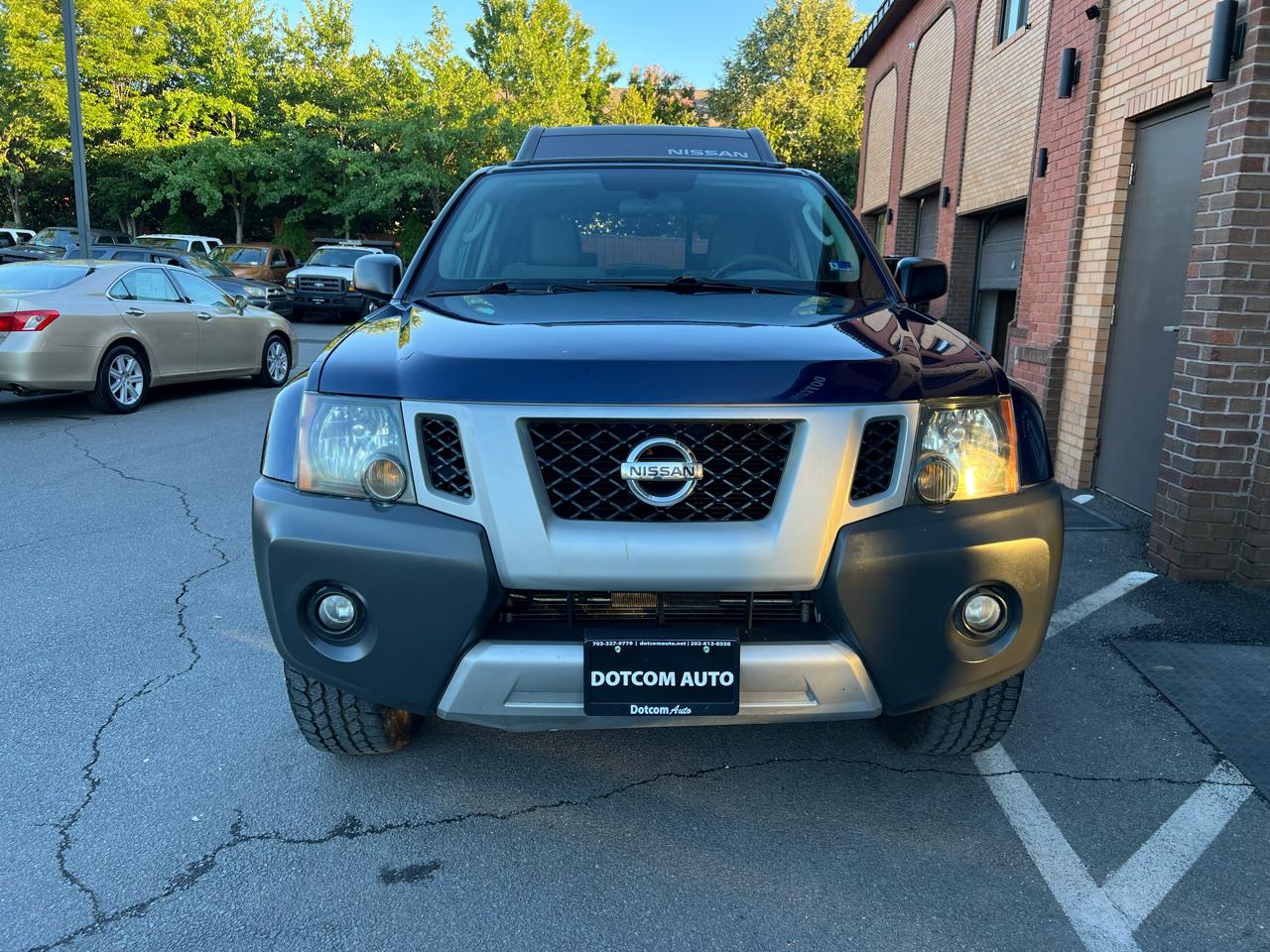 Nissan Xterra X 4WD 2010