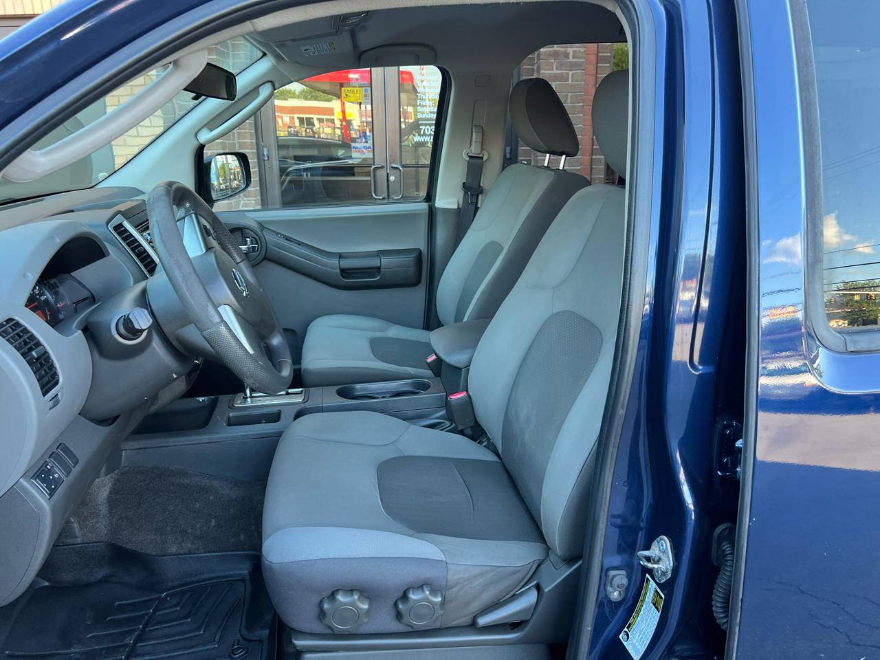 Nissan Xterra X 4WD 2010