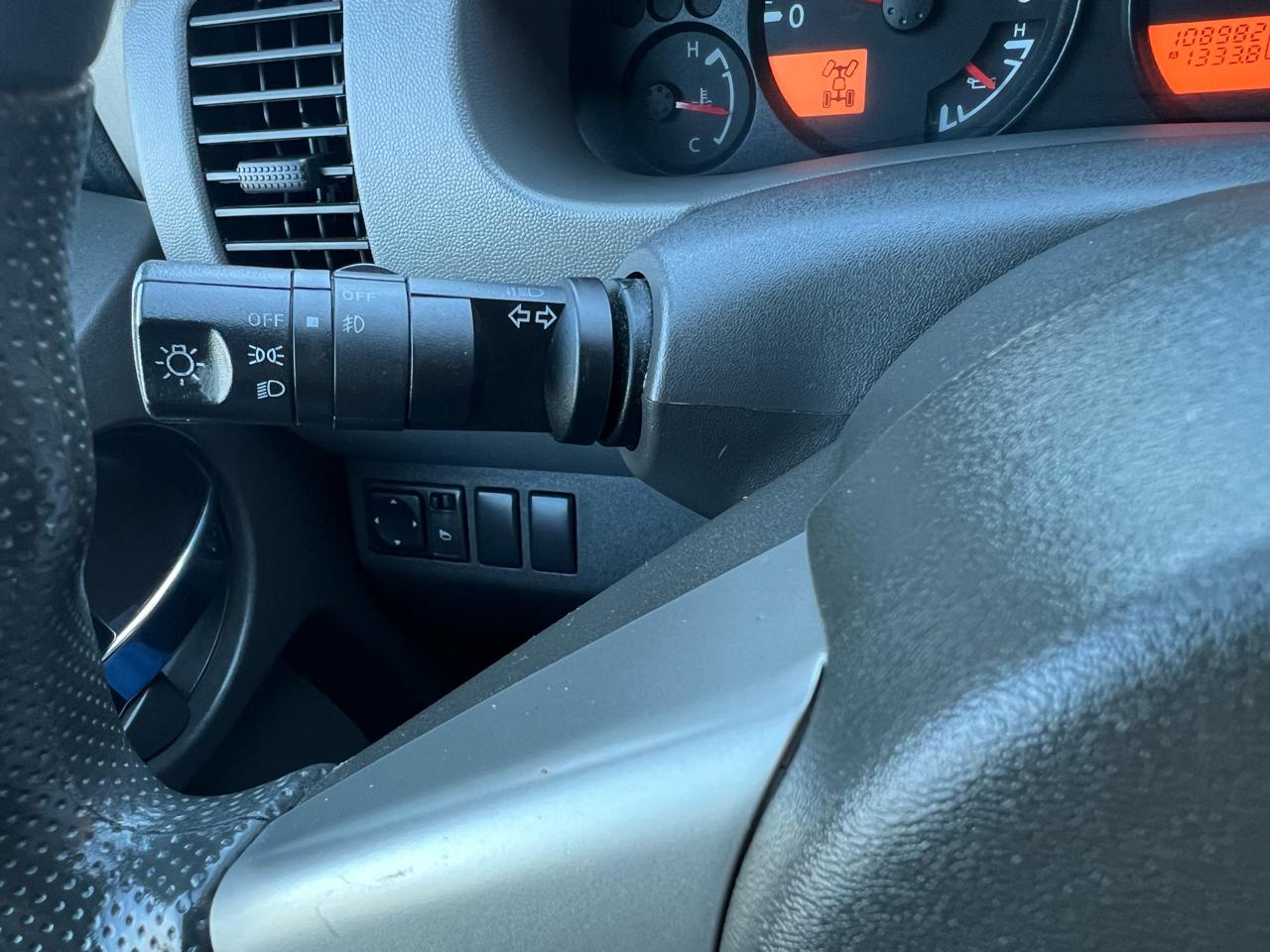 Nissan Xterra X 4WD 2010