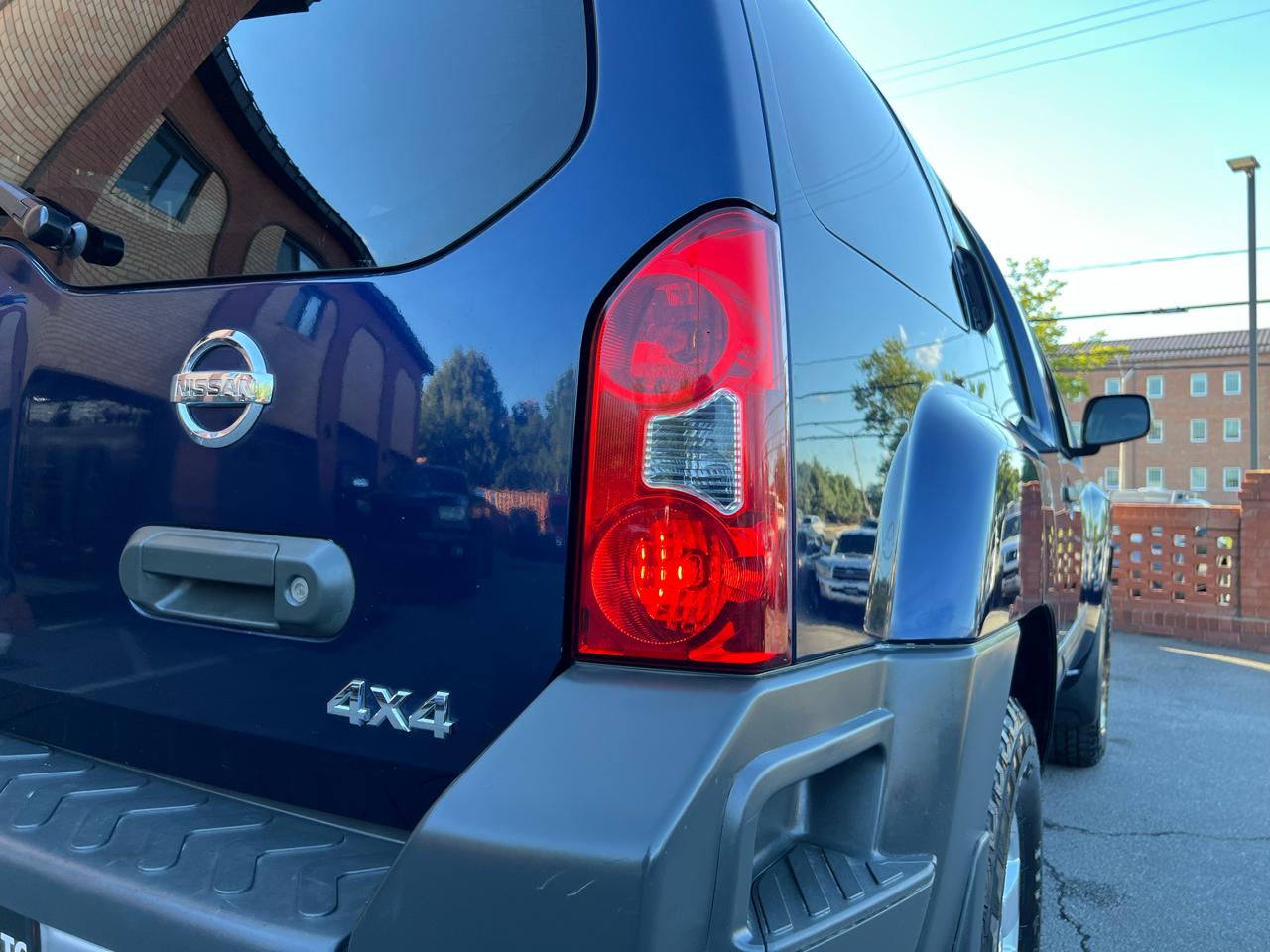Nissan Xterra X 4WD 2010