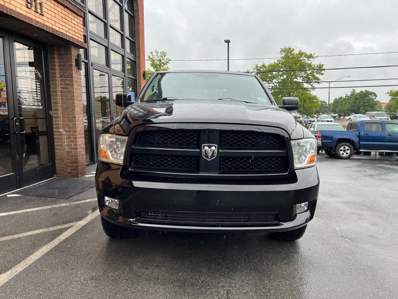 RAM 1500 ST Crew Cab 4WD 2012