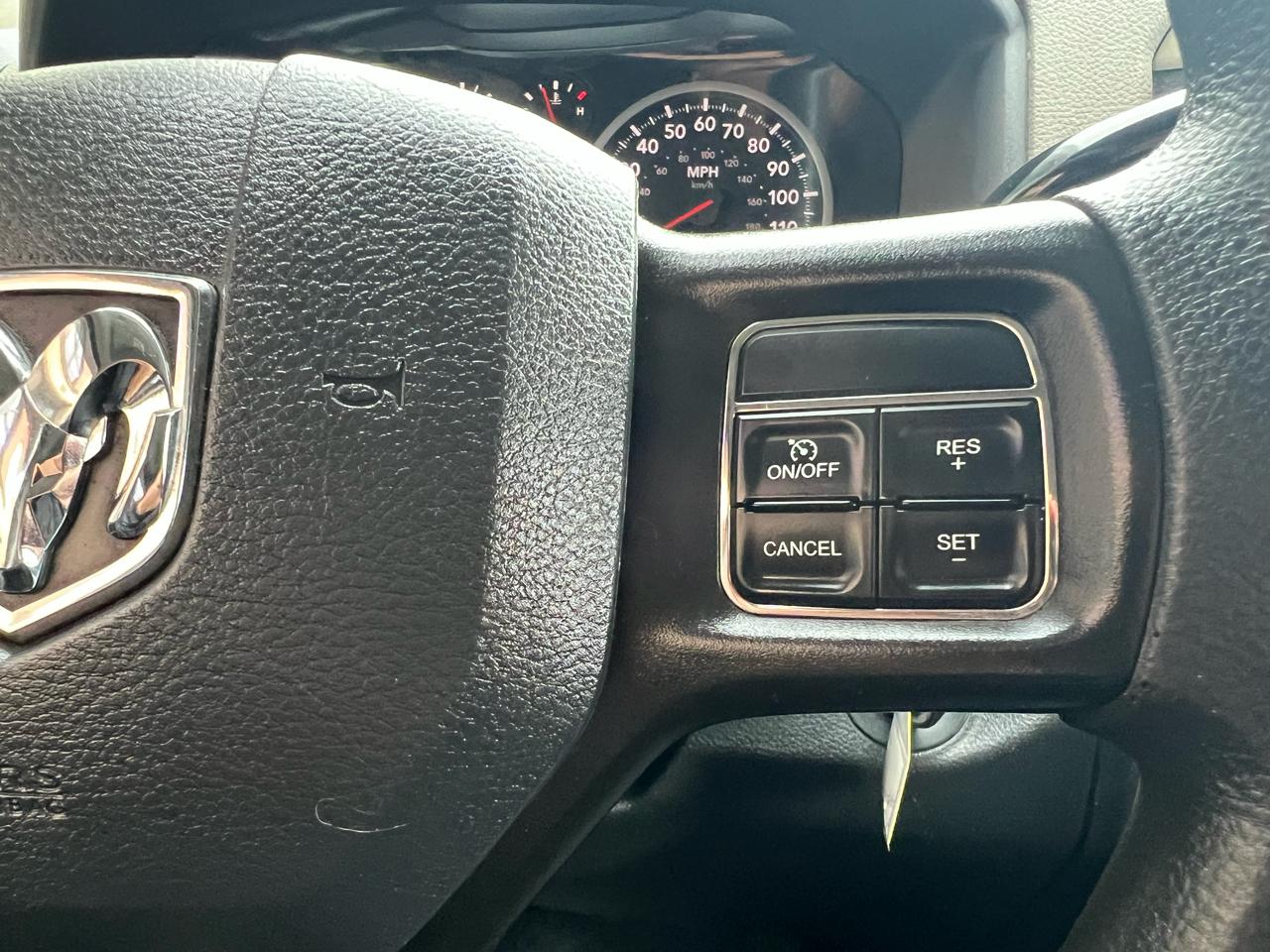 RAM 1500 ST Crew Cab 4WD 2012