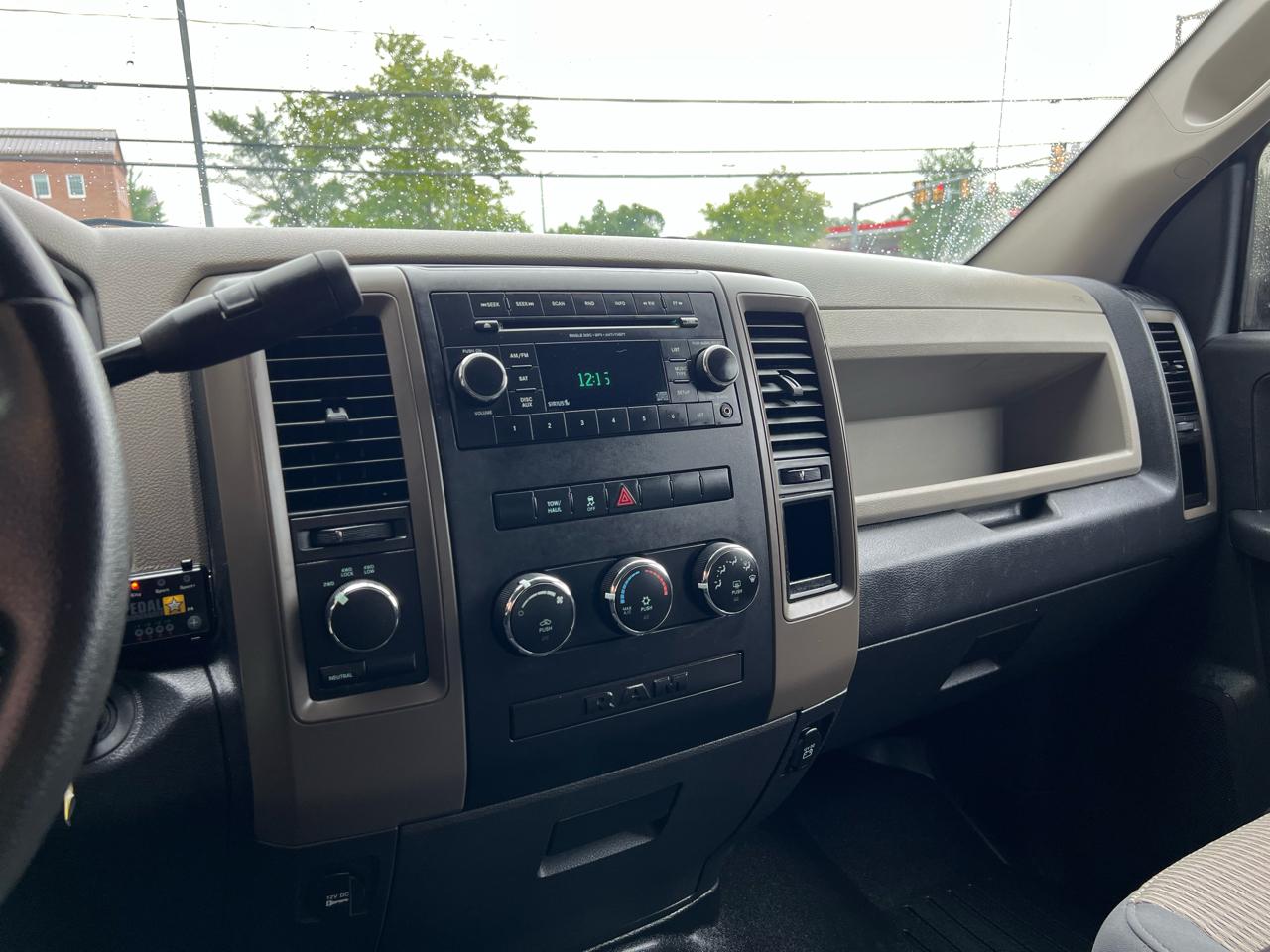 RAM 1500 ST Crew Cab 4WD 2012