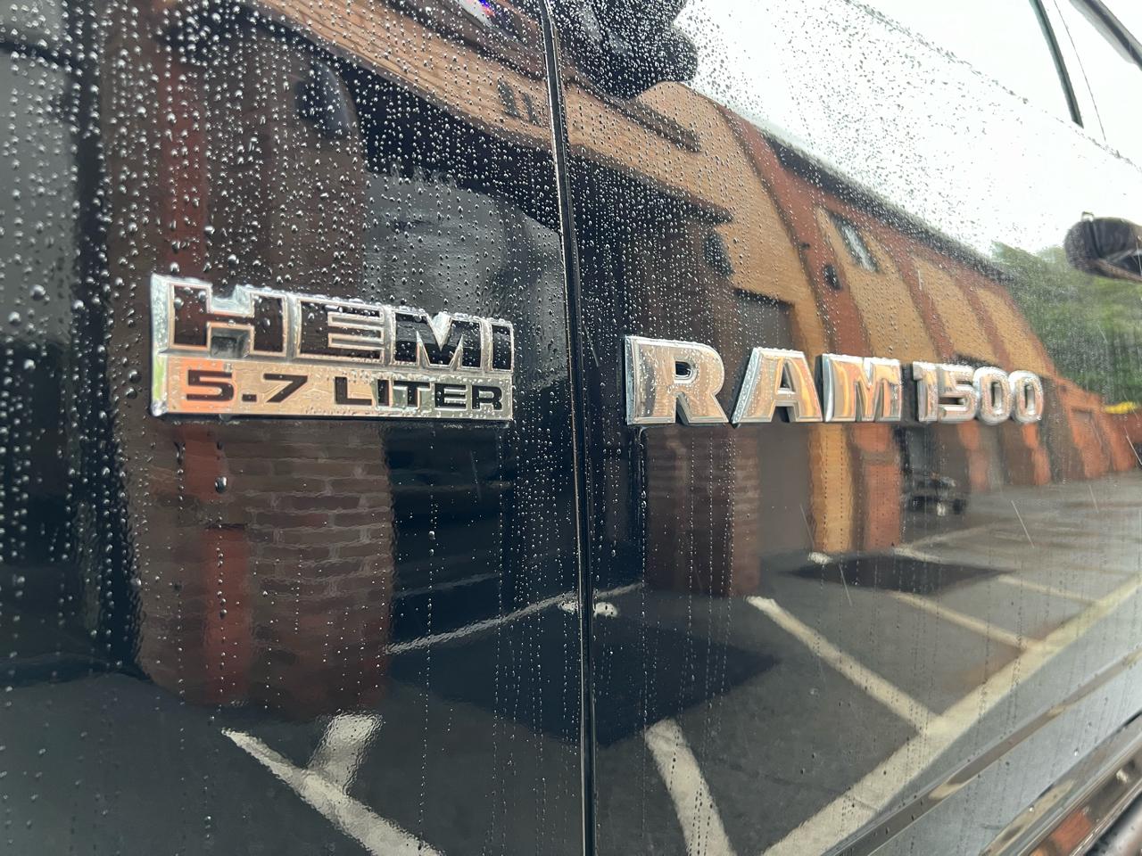 RAM 1500 ST Crew Cab 4WD 2012