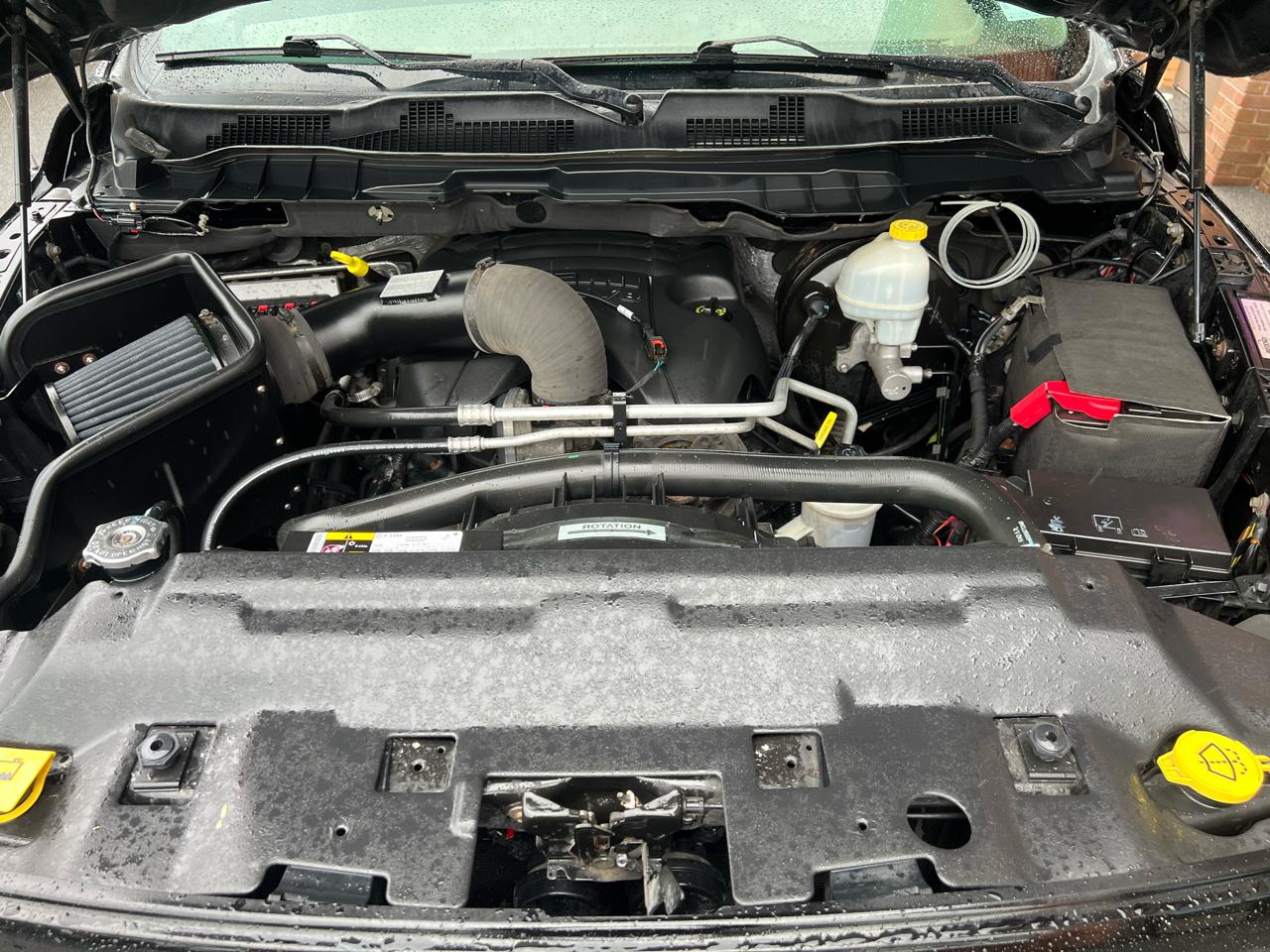 RAM 1500 ST Crew Cab 4WD 2012