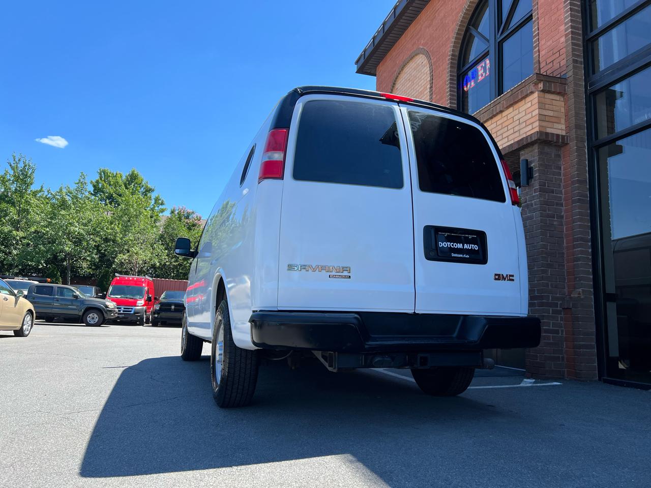 GMC Savana G2500 Cargo 2017