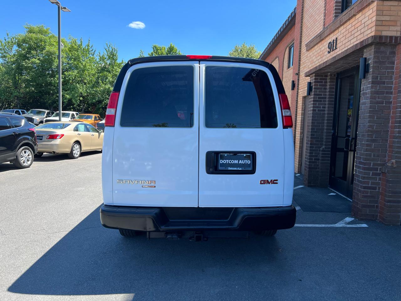 GMC Savana G2500 Cargo 2017
