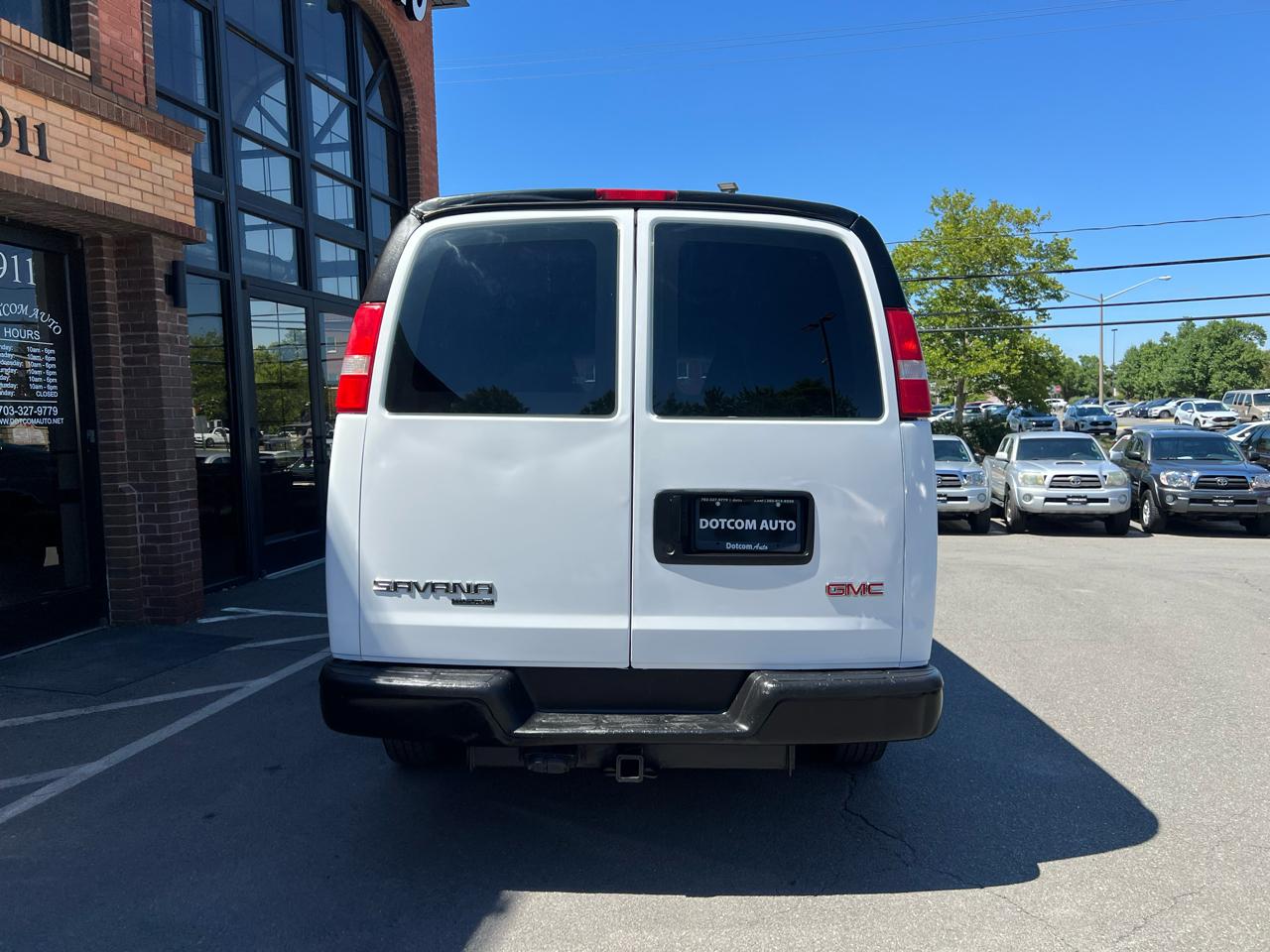 GMC Savana G2500 Cargo 2017