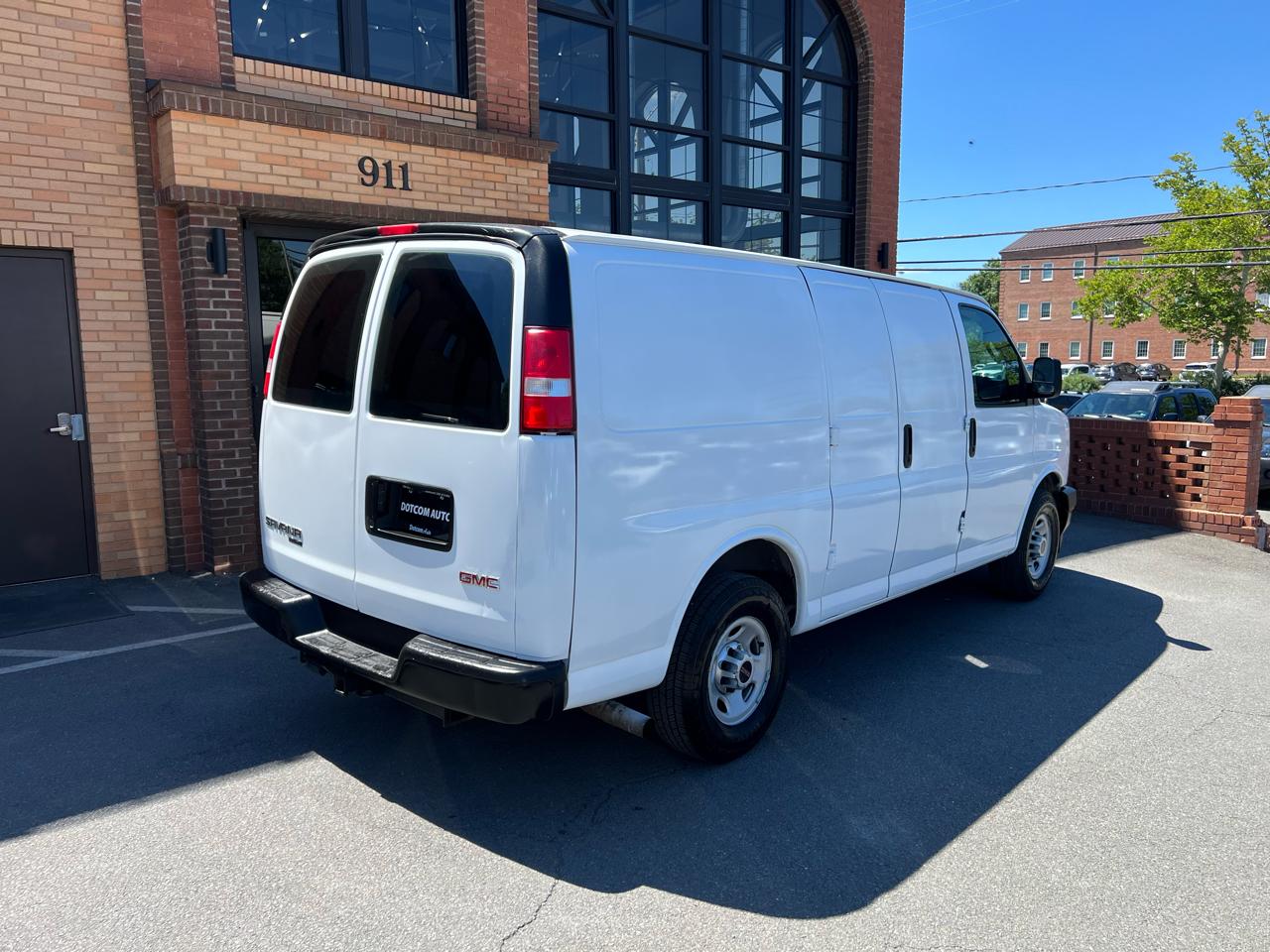 GMC Savana G2500 Cargo 2017