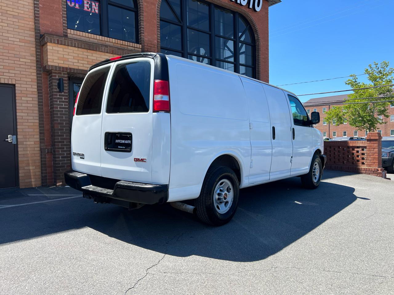 GMC Savana G2500 Cargo 2017
