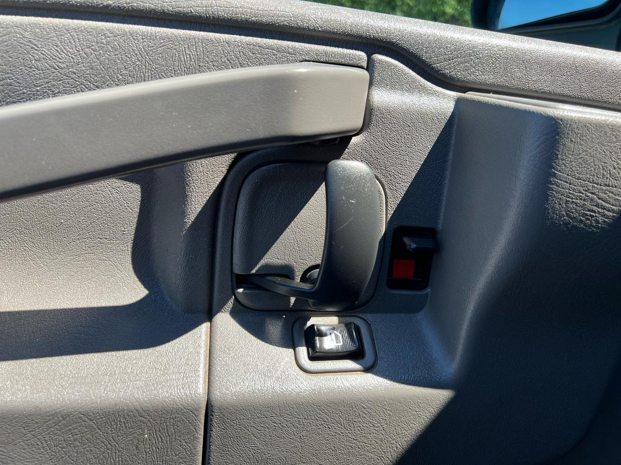 GMC Savana G2500 Cargo 2017