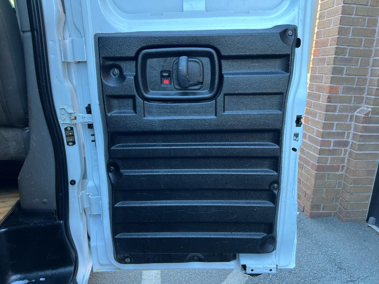 GMC Savana G2500 Cargo 2017