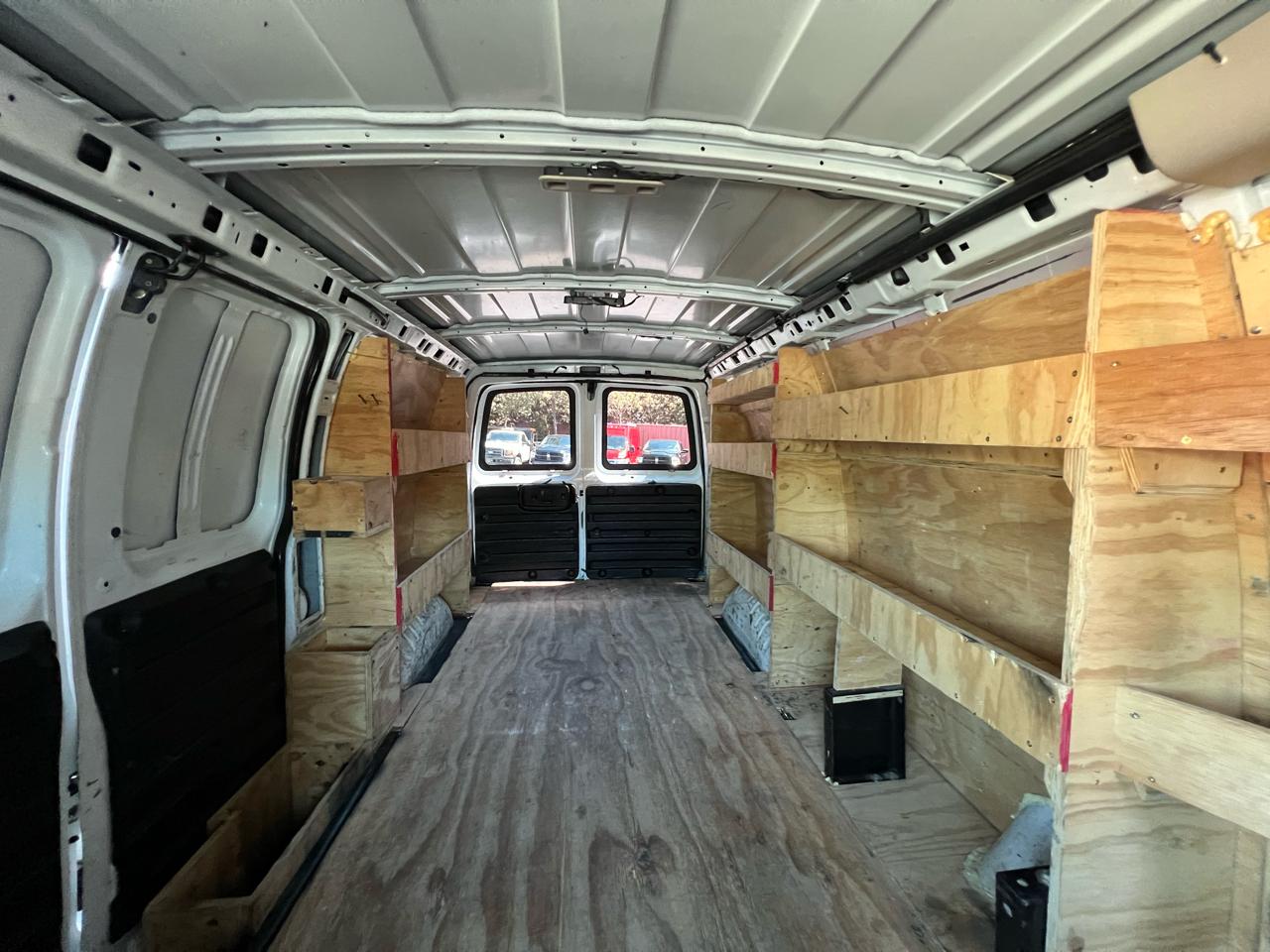 GMC Savana G2500 Cargo 2017